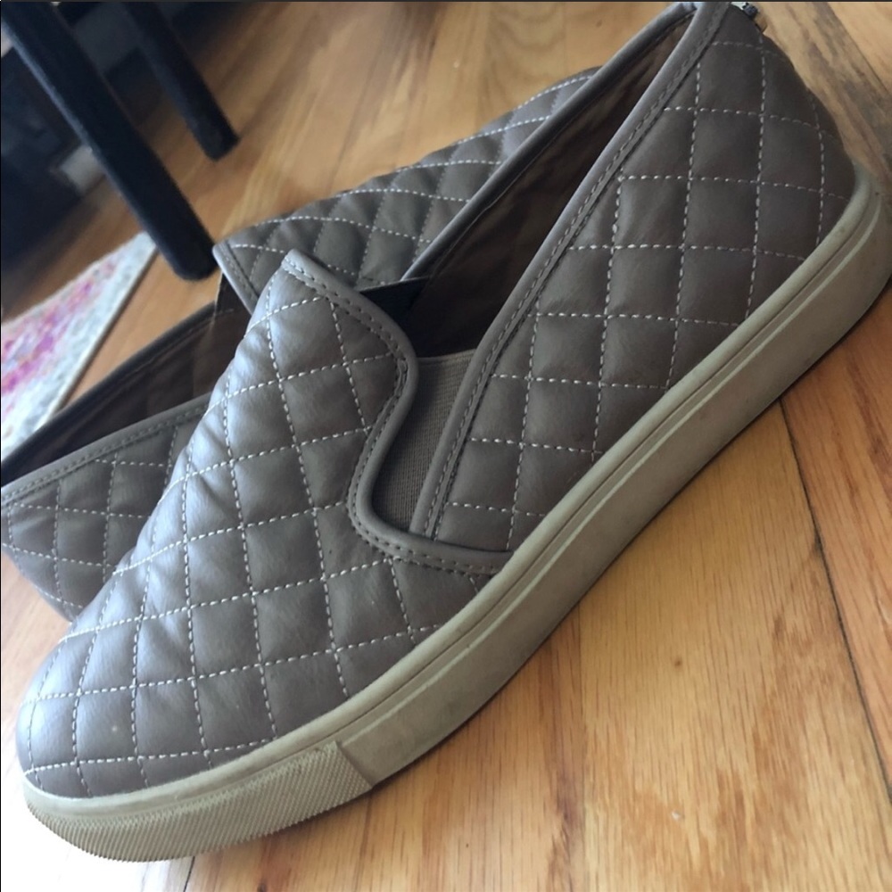 Steve Madden slip on sneakers